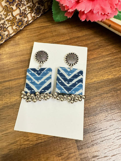 Blue zig zag square earrings