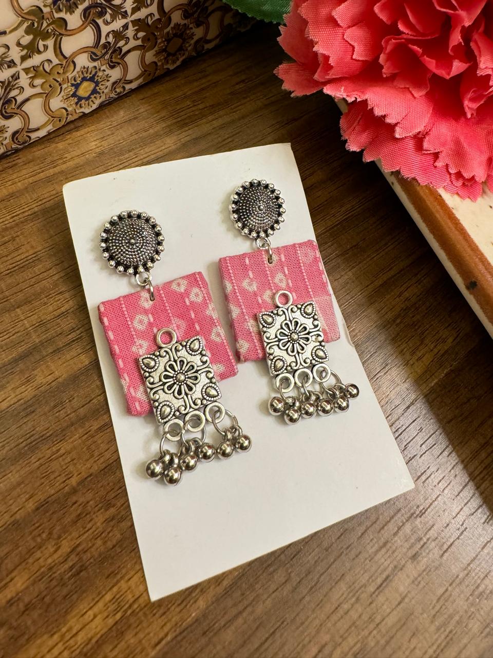 Pink bandhani earrings